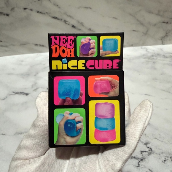 NeeDoh Nice Cube PURPLE - Picture 4 of 6
